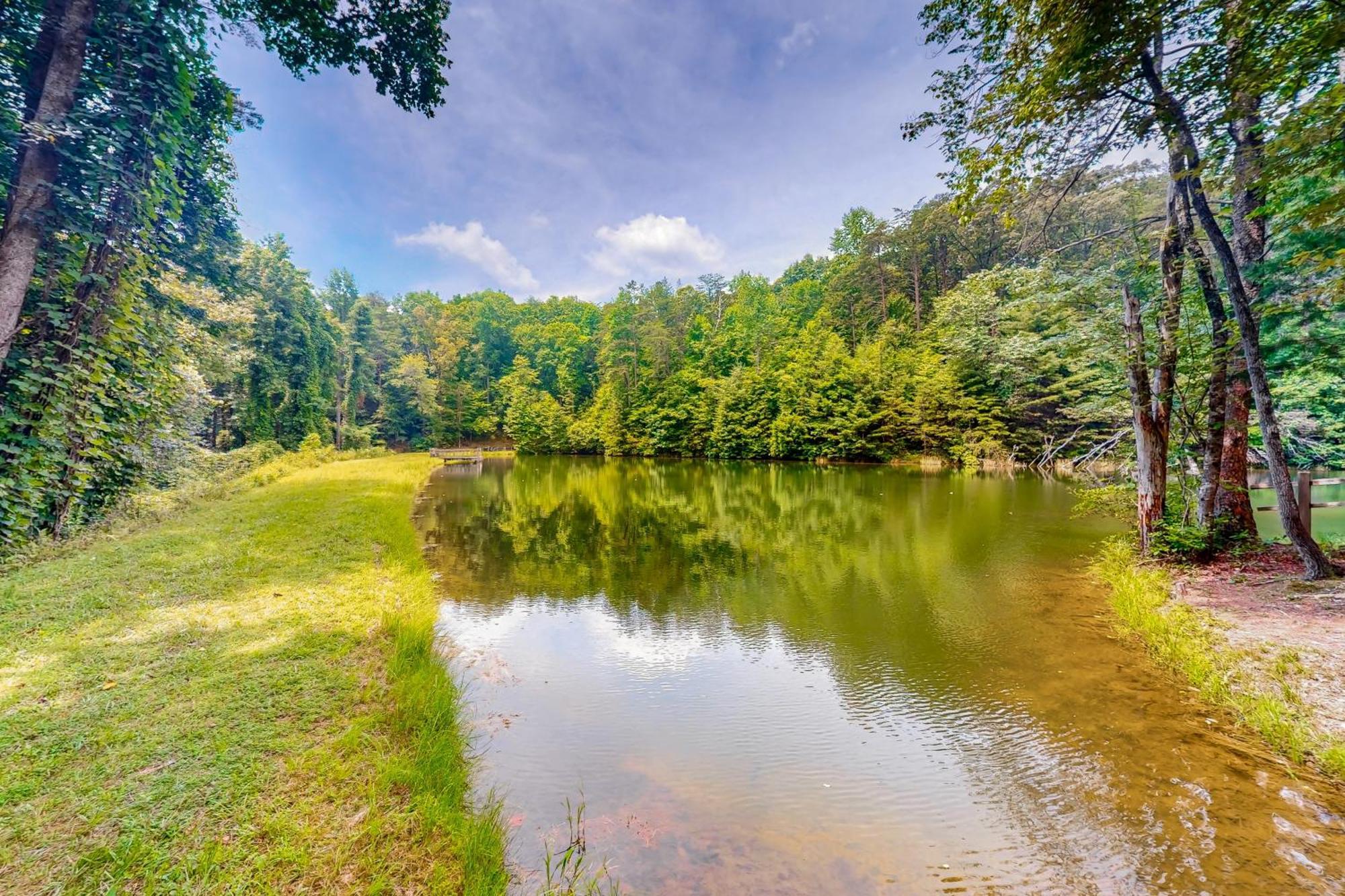 Villa Simply Devine At Water'S Edge Blue Ridge Exterior foto